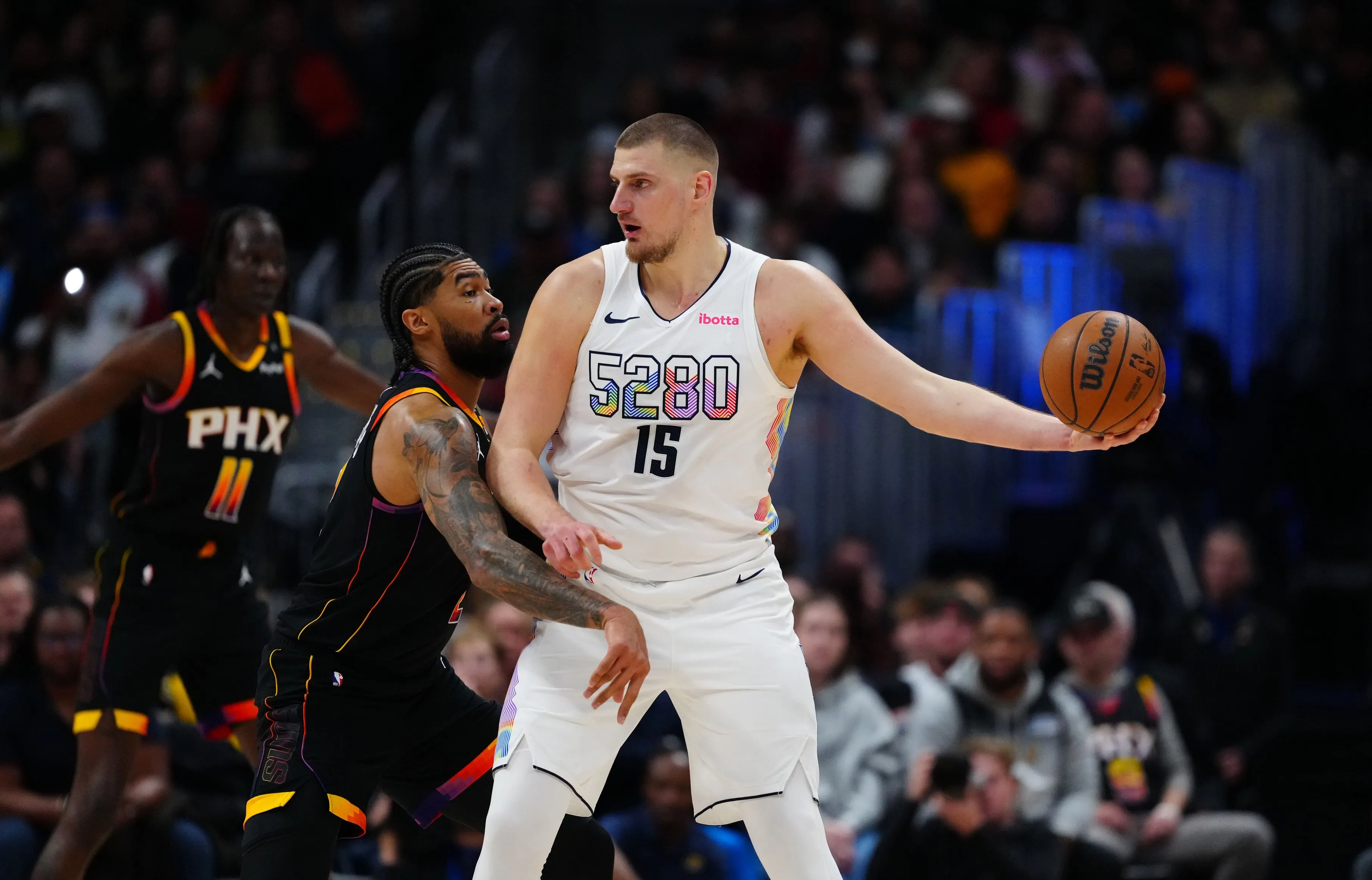 关于NBA西部决赛：太阳队大胜掘金晋级总决赛的信息