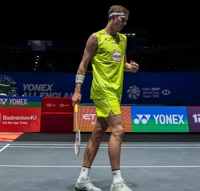 包含韩国羽毛球队完胜丹麦羽毛球队，安赛龙爆发神勇的词条